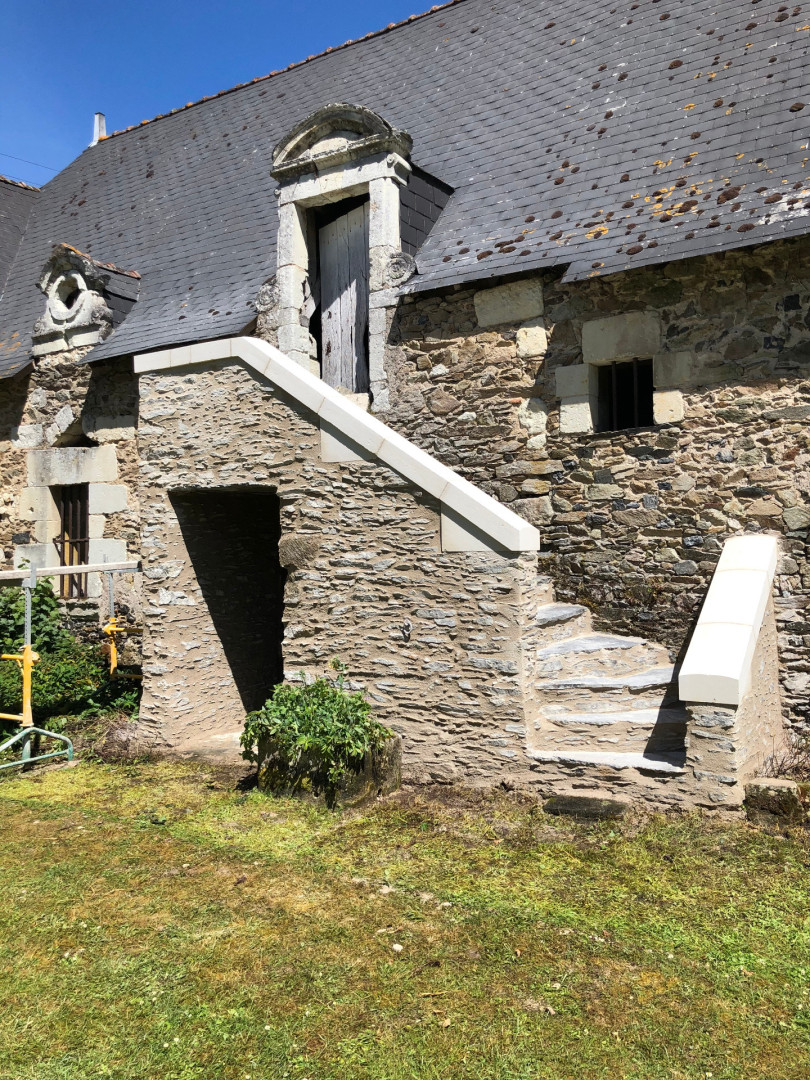 Rénovation main courante d'un escalier