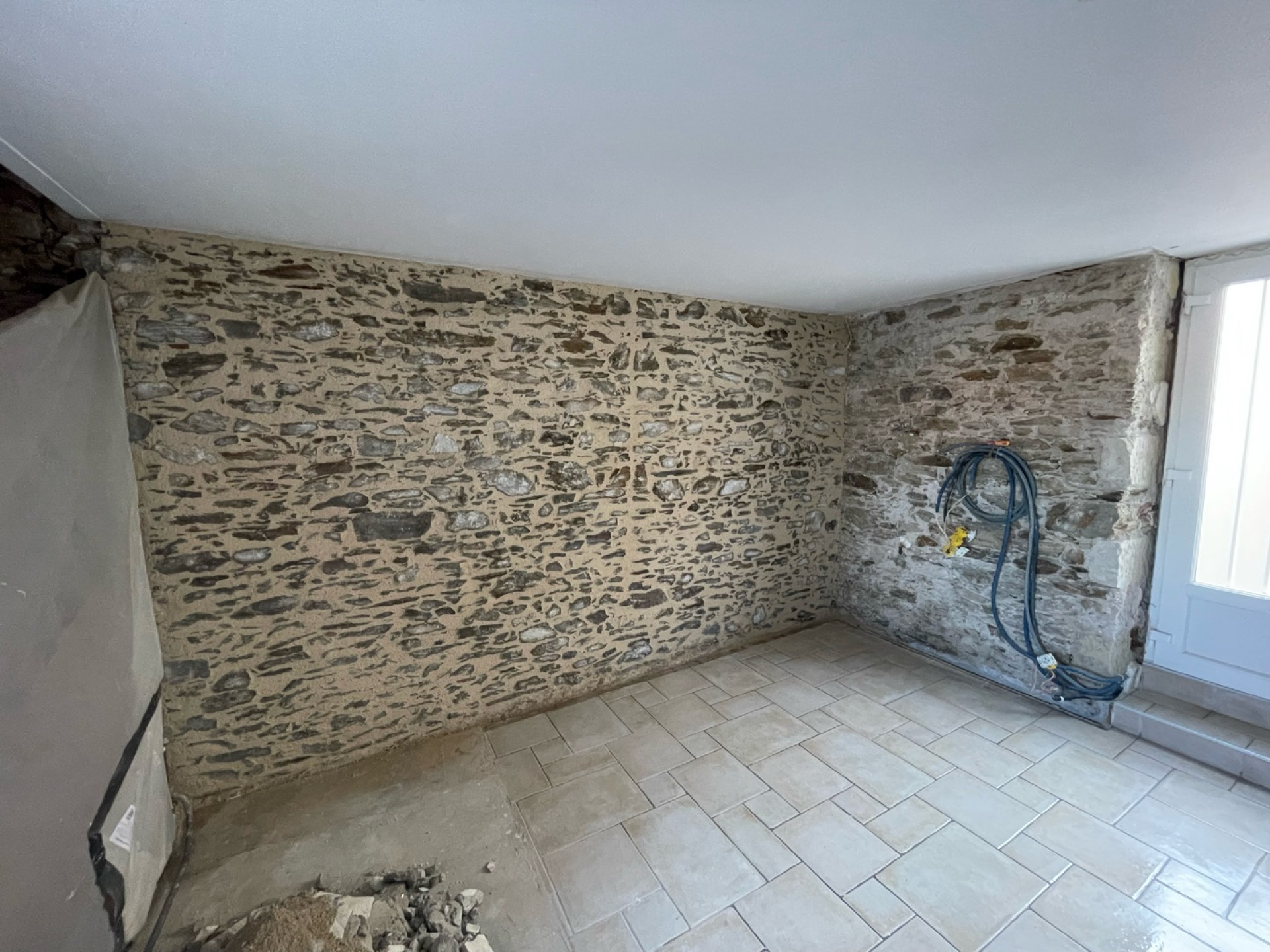 Enduit à la chaux aérienne